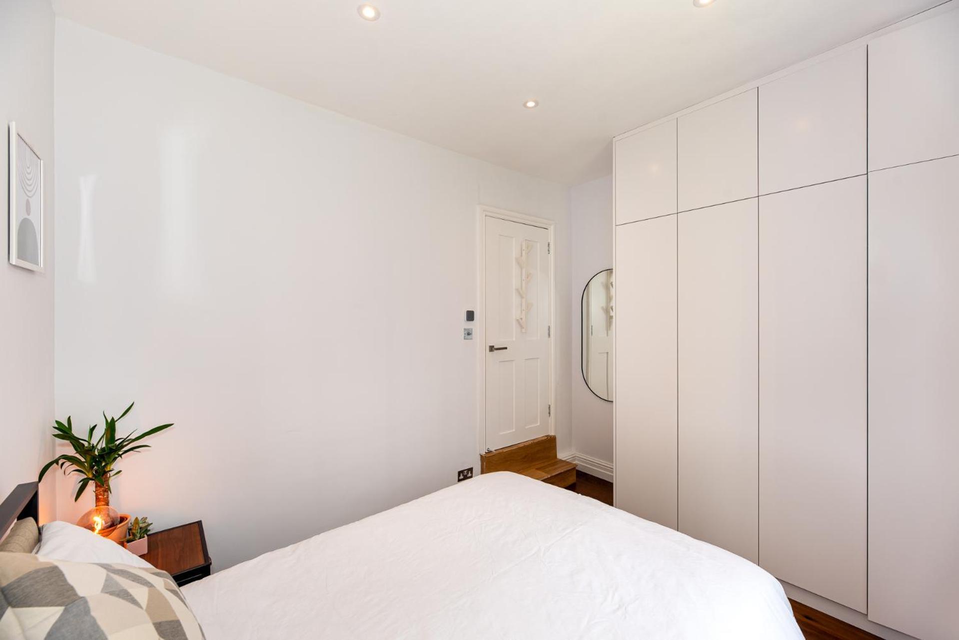 2-Bedroom Victorian Apartment In Kensington London Exterior photo