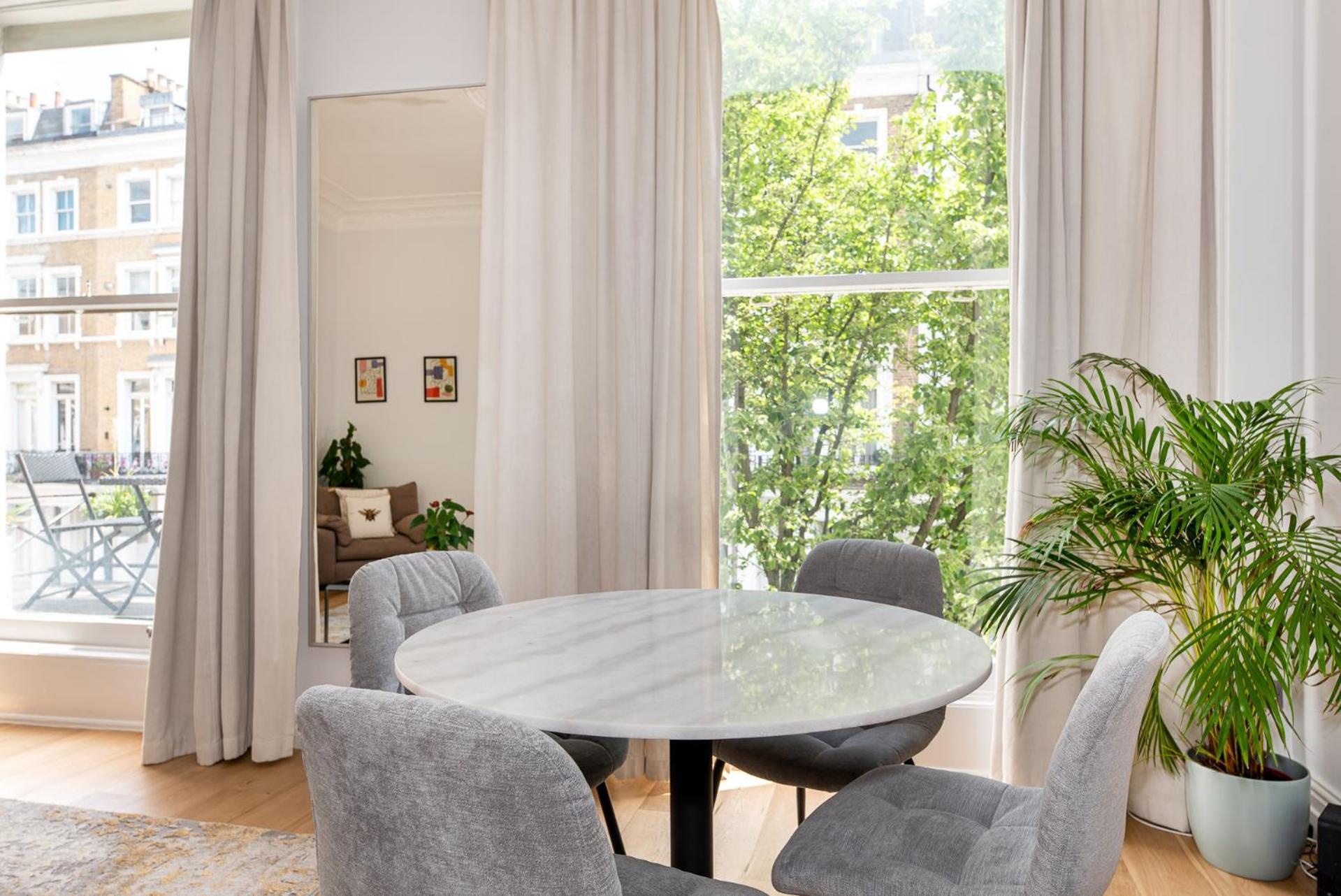 2-Bedroom Victorian Apartment In Kensington London Exterior photo